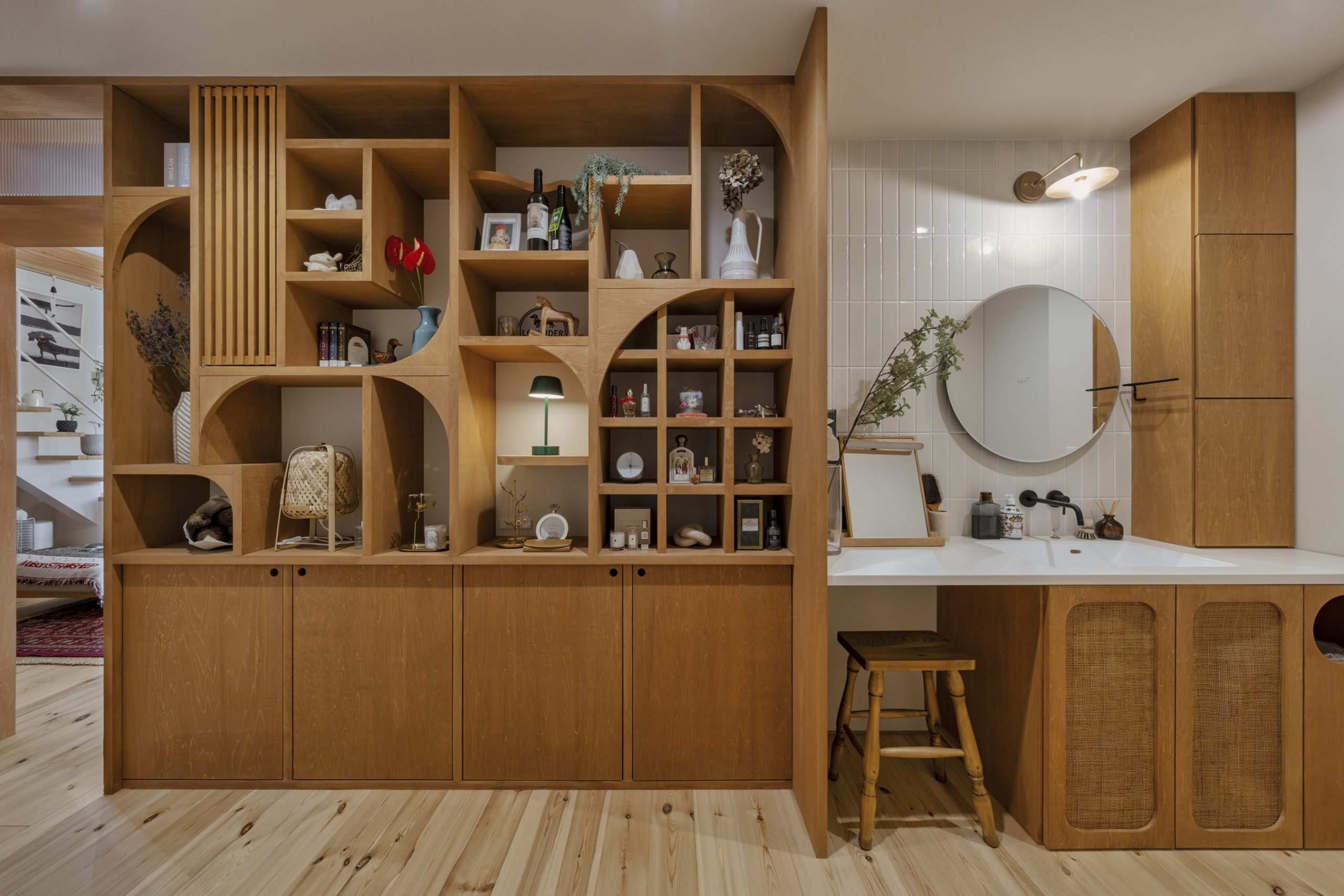 グランハウス-グランハウス一級建築士事務所ー洗面スペース-造作収納ー造作家具ー飾り棚