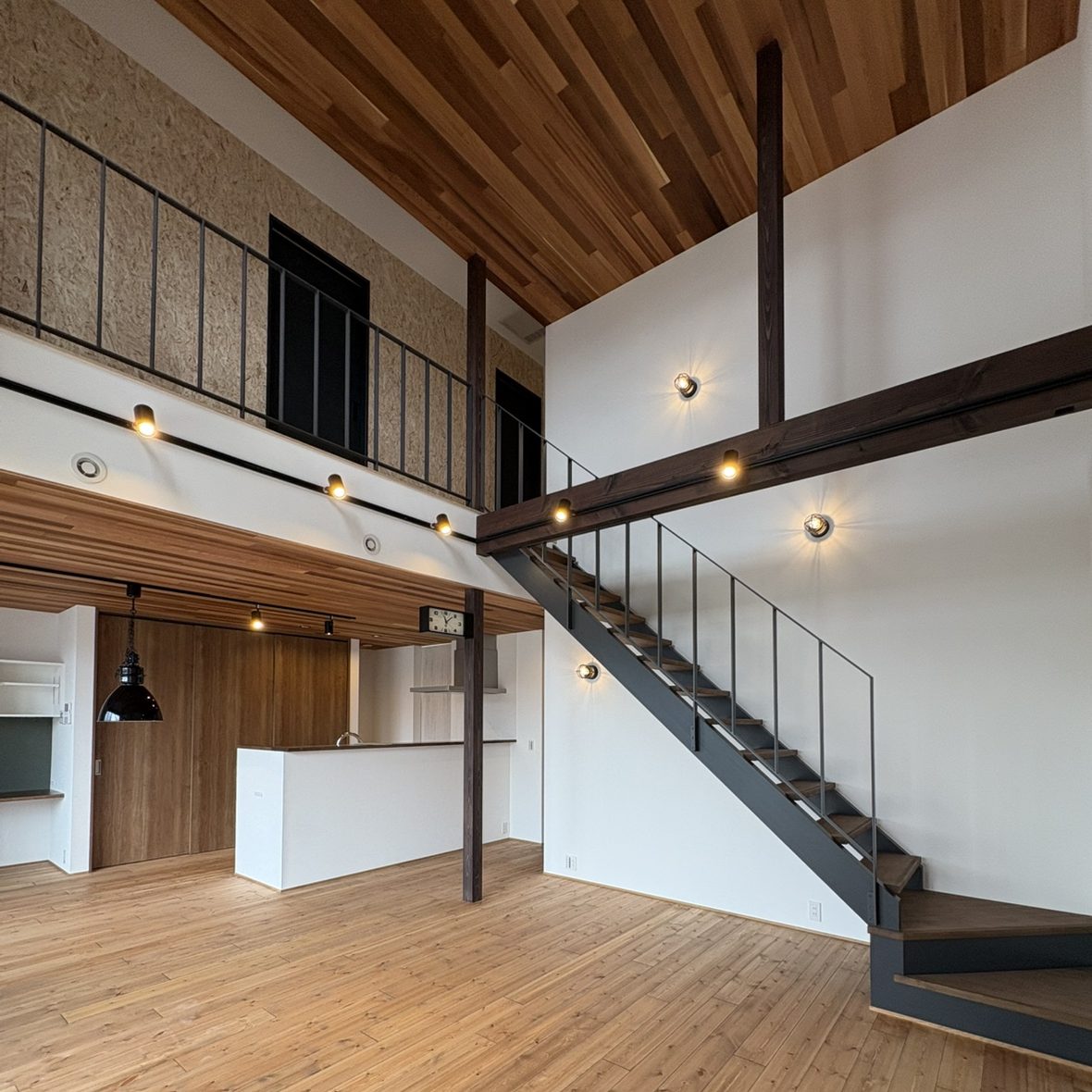 完成【かっこいいアメリカンハウス】