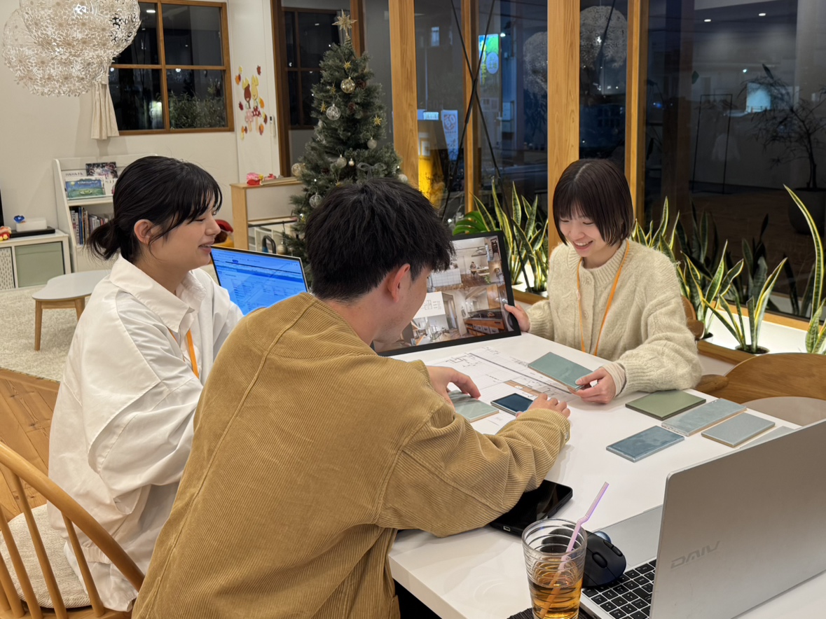 グランハウス‐グランハウス一級建築士事務所‐岐阜‐三重‐愛知‐造作‐チーム設計‐タイル‐タイル選び