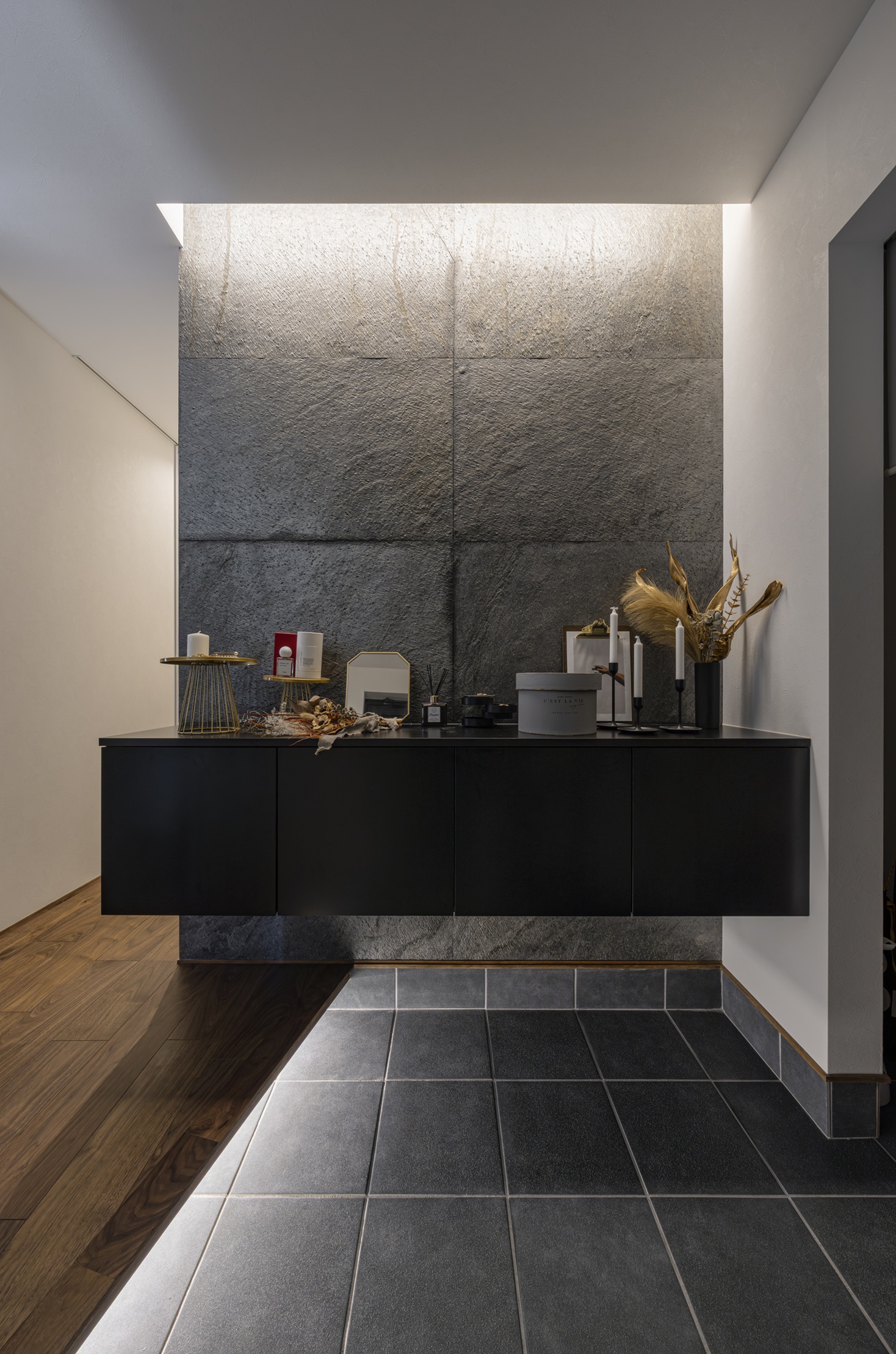 グランハウス‐グランハウス一級建築士事務所‐造作収納-下足箱-玄関‐間接照明