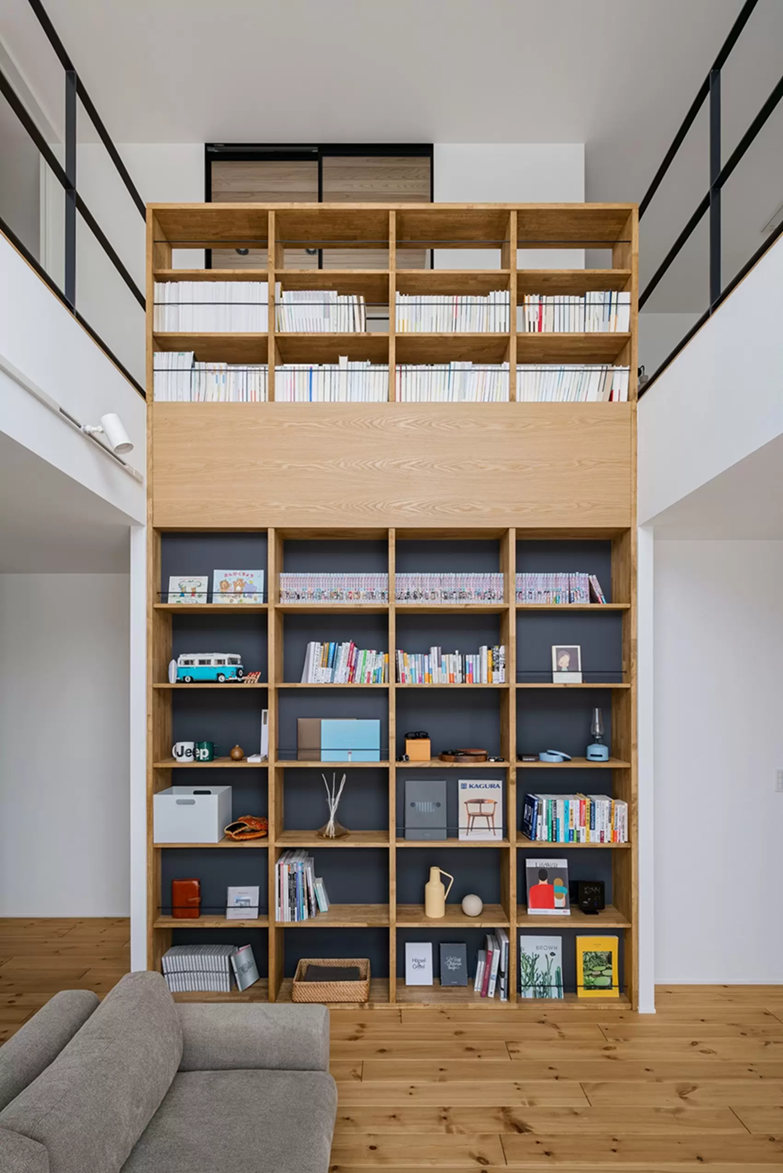 絵本が喜ぶ造作本棚📚