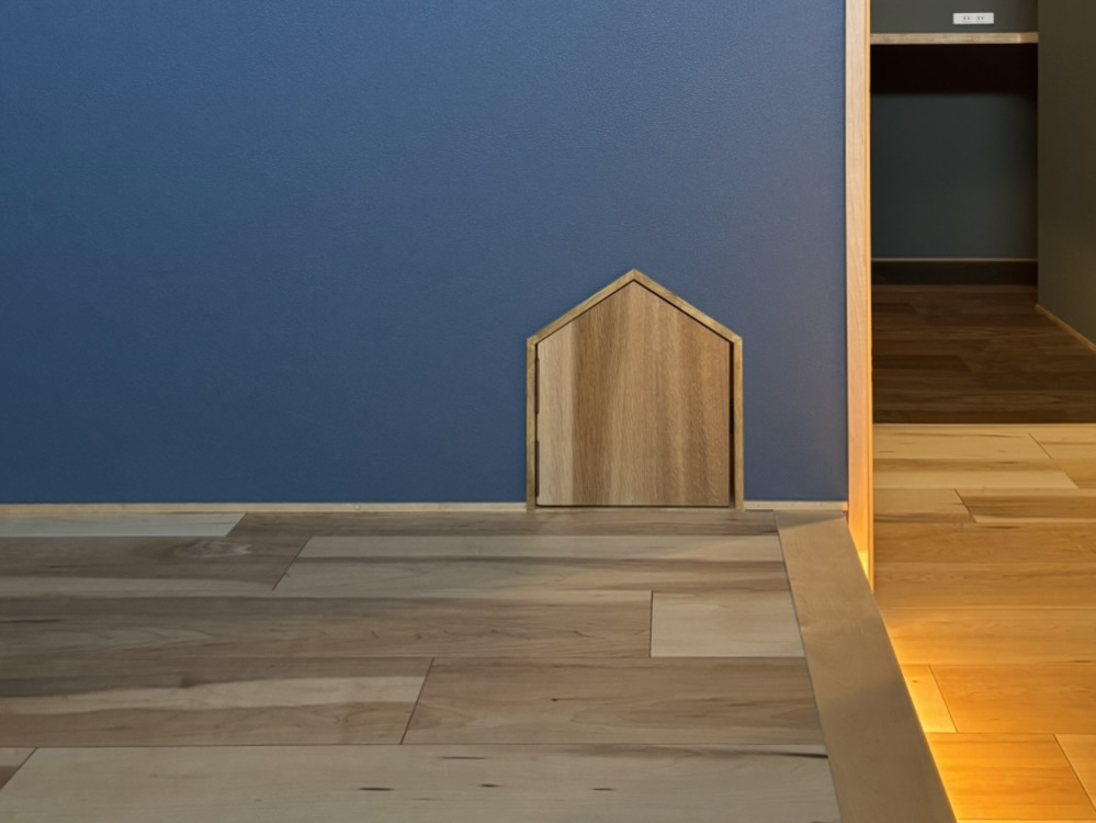 グランハウス-グランハウス一級建築士事務所-現場管理-猫と暮らす家-愛猫家-キャットドア