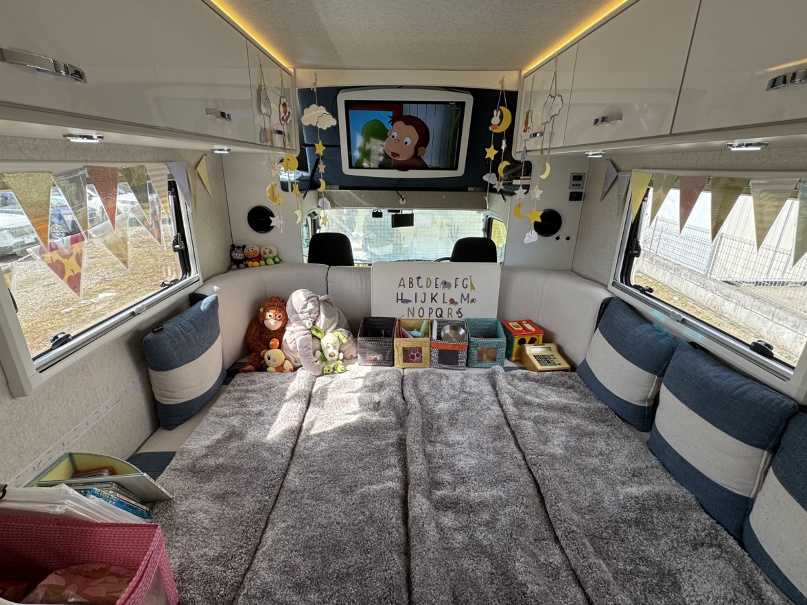 3グランハウス見学会キャンピングカーキッズスペースの様子