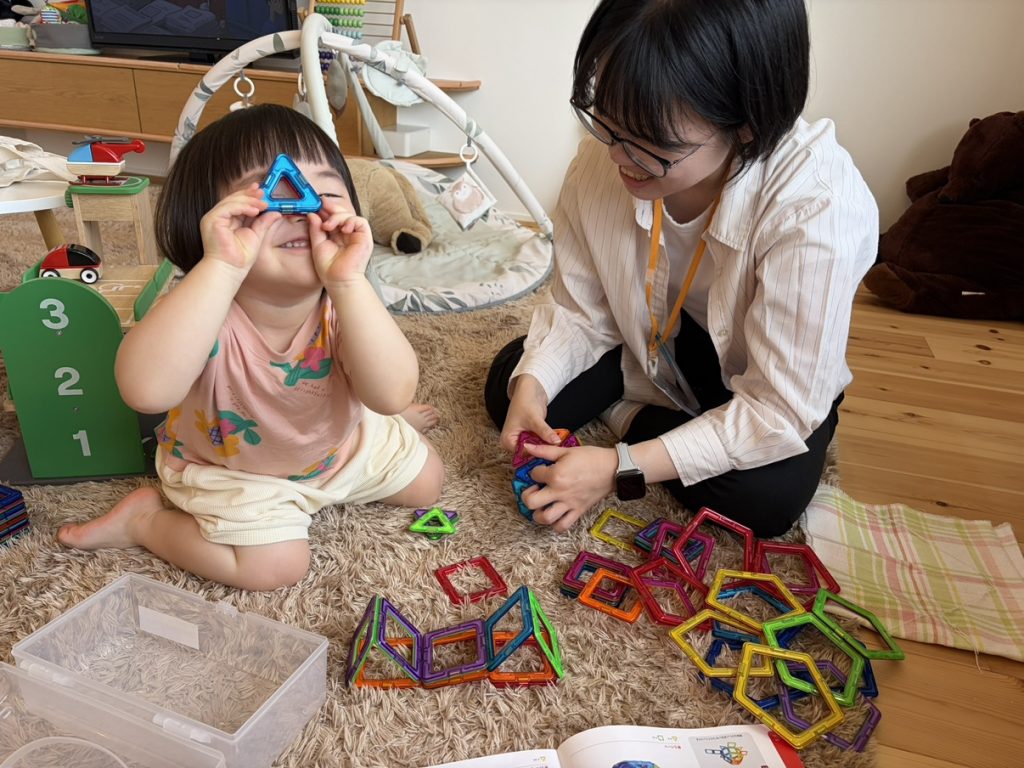 5グランハウス春日井スタジオキッズスペースでの様子