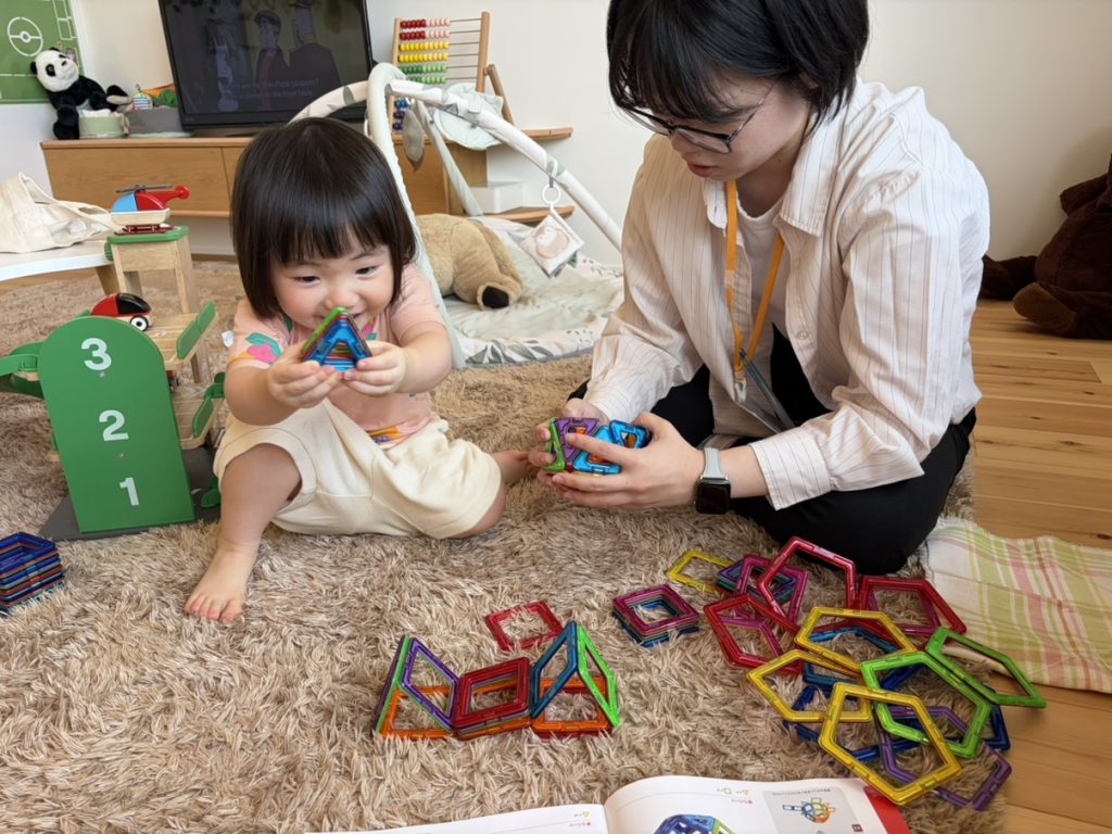 ４グランハウス春日井スタジオキッズスペースでの様子